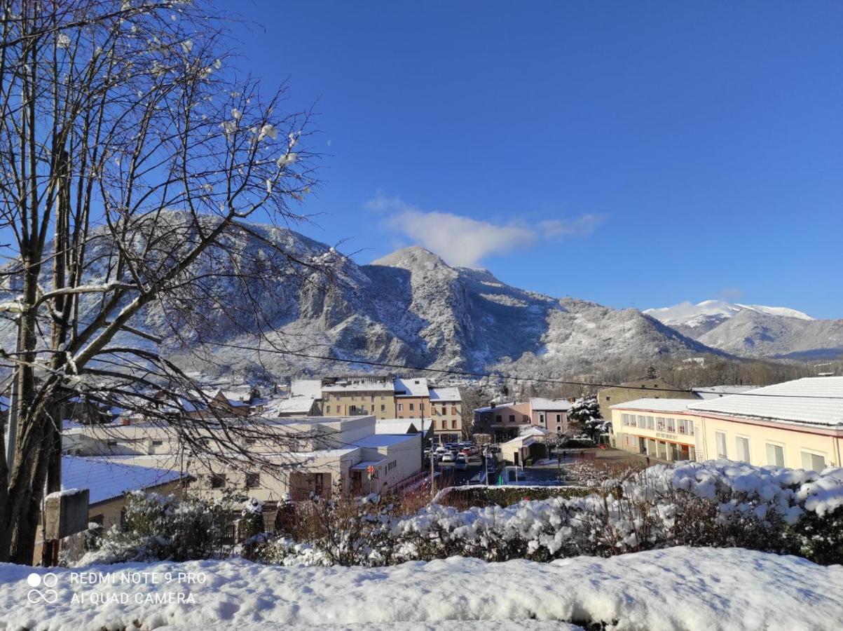 Le Nopal Bleu Daire Tarascon-sur-Ariège Dış mekan fotoğraf