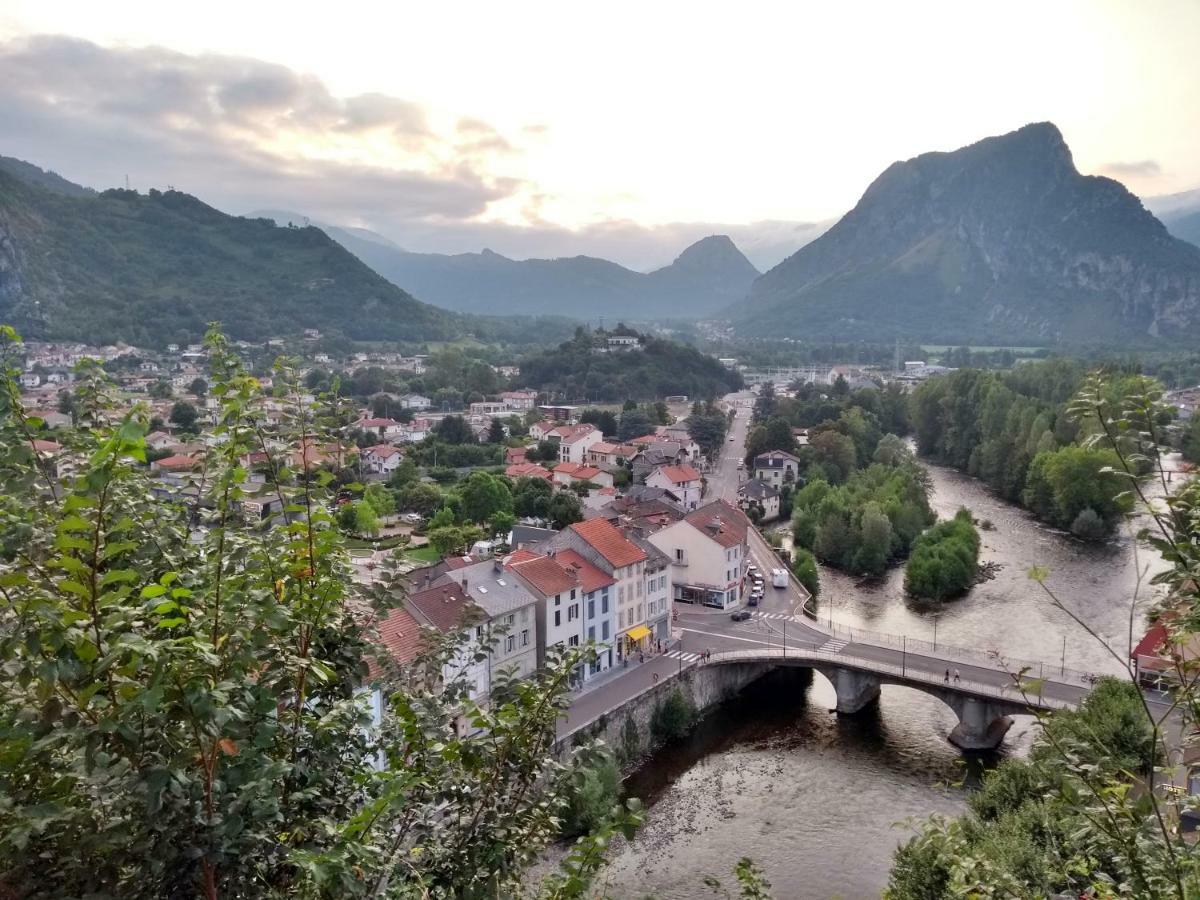 Le Nopal Bleu Daire Tarascon-sur-Ariège Dış mekan fotoğraf